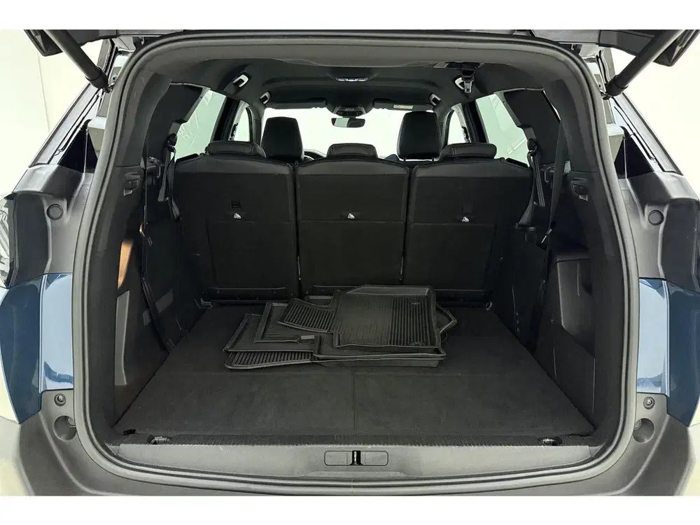 Peugeot 5008 1.2T 130pk Automaat GT uit 2024, foto 3
