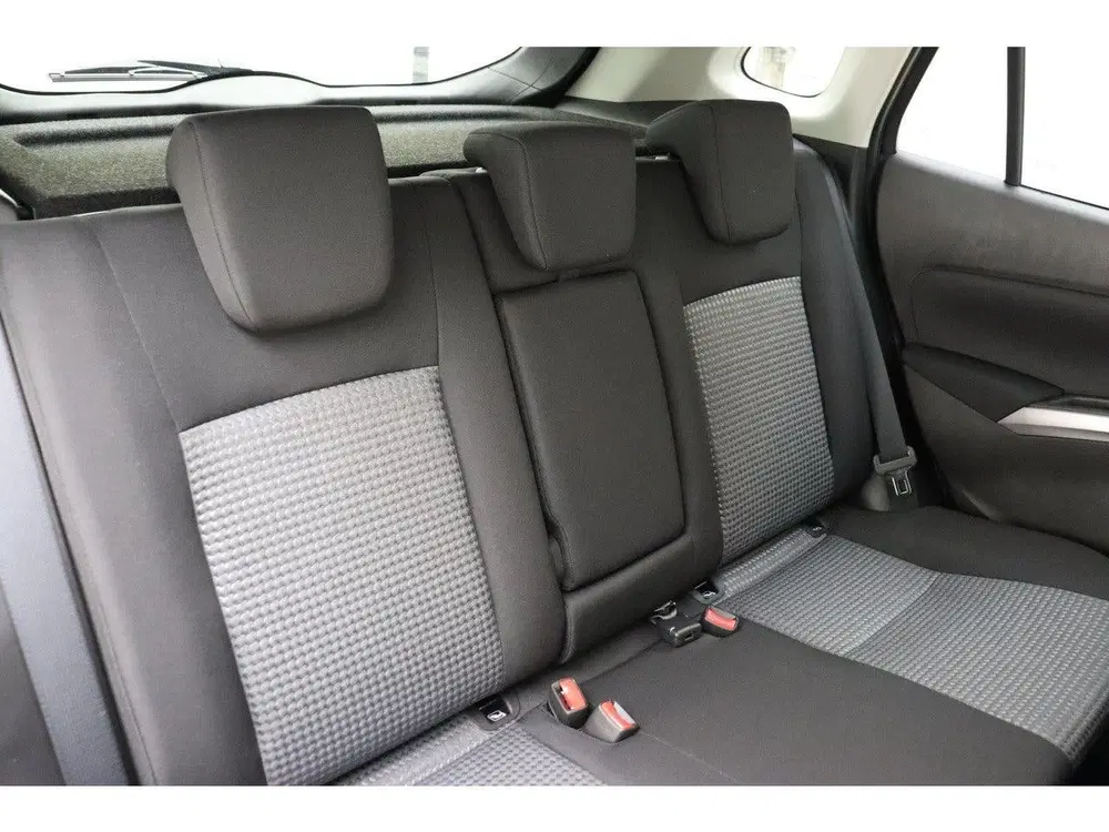 Suzuki S-Cross 1.4 Boosterjet Select Smart Hybrid 110 PK uit 2024, foto 15