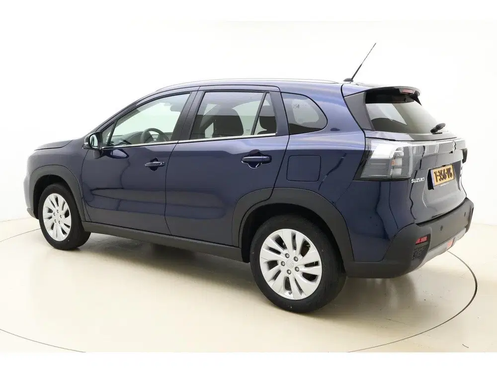 Suzuki S-Cross 1.4 Boosterjet Select Smart Hybrid 110 PK uit 2024, foto 4