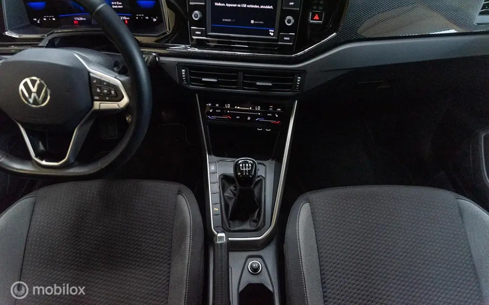 Volkswagen Polo 1.0 TSI Life Business Stoelverw, Climatronic uit 2024, foto 15