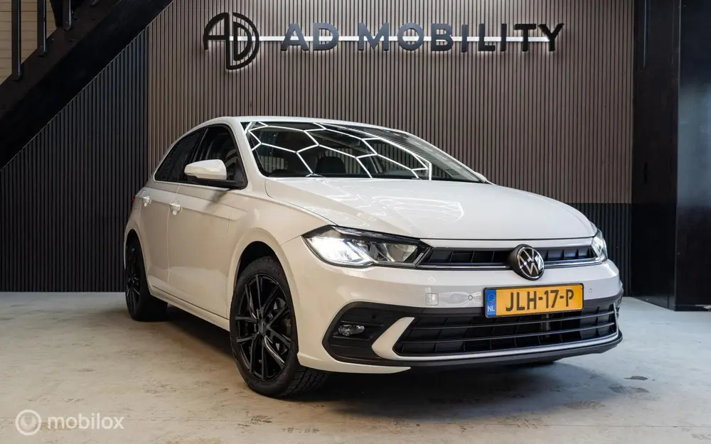 Volkswagen Polo 1.0 TSI Life Business Stoelverw, Climatronic uit 2024, foto 3