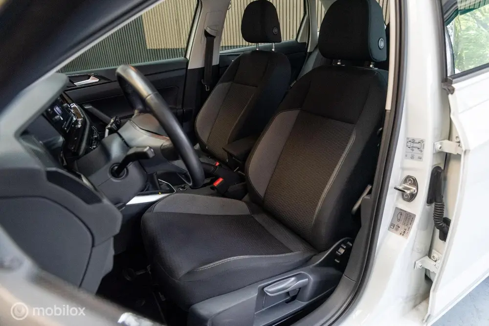 Volkswagen Polo 1.0 TSI Life Business Stoelverw, Climatronic uit 2024, foto 9