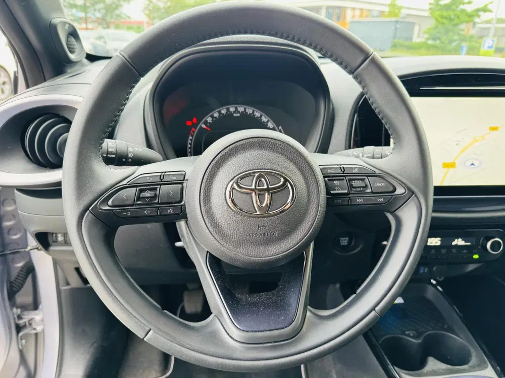 Toyota Aygo X 1.0 VVT-i MT JBL All season banden uit 2025, foto 15