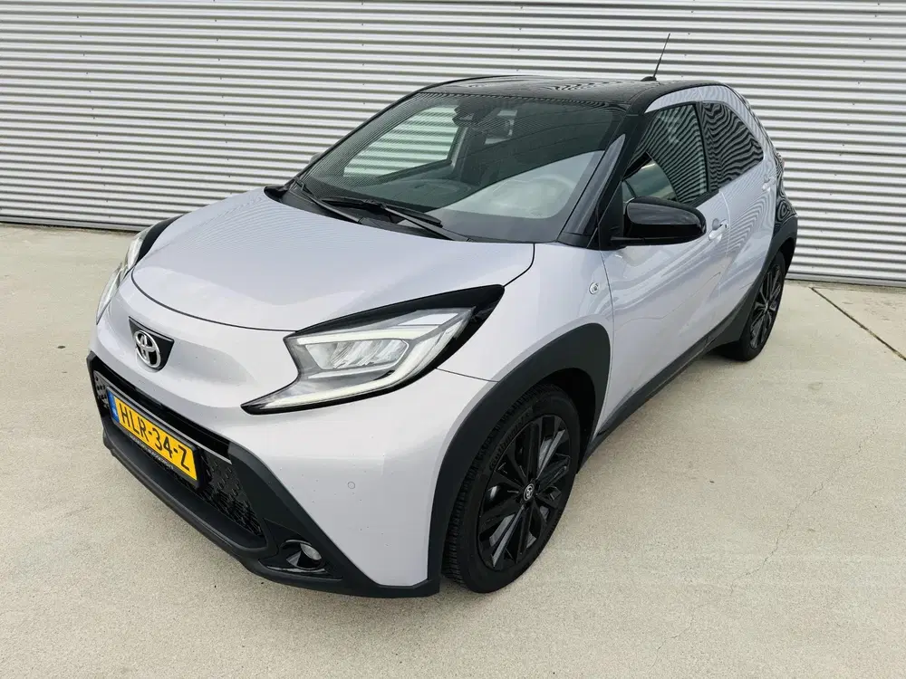 Toyota Aygo X 1.0 VVT-i MT JBL All season banden uit 2025, foto 2