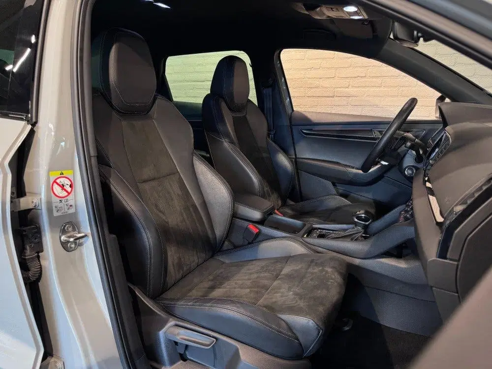 Skoda Karoq 1.5 TSI ACT Sportline Business DSG Virtual uit 2023, foto 12