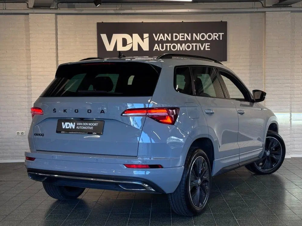 Skoda Karoq 1.5 TSI ACT Sportline Business DSG Virtual uit 2023, foto 3