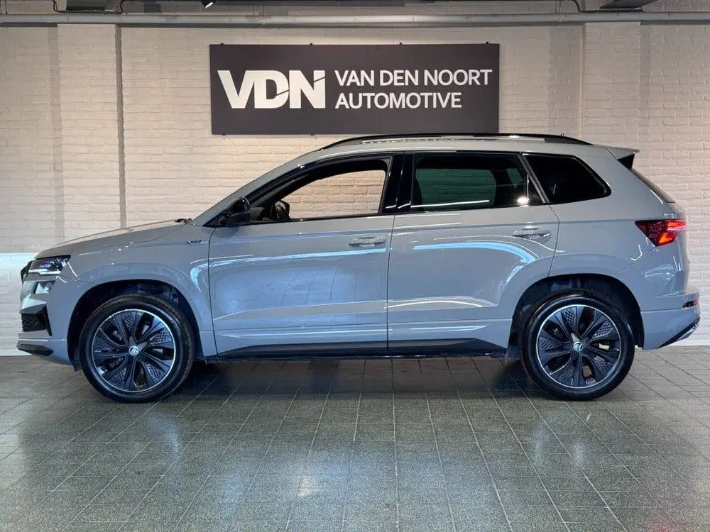 Skoda Karoq 1.5 TSI ACT Sportline Business DSG Virtual uit 2023, foto 6