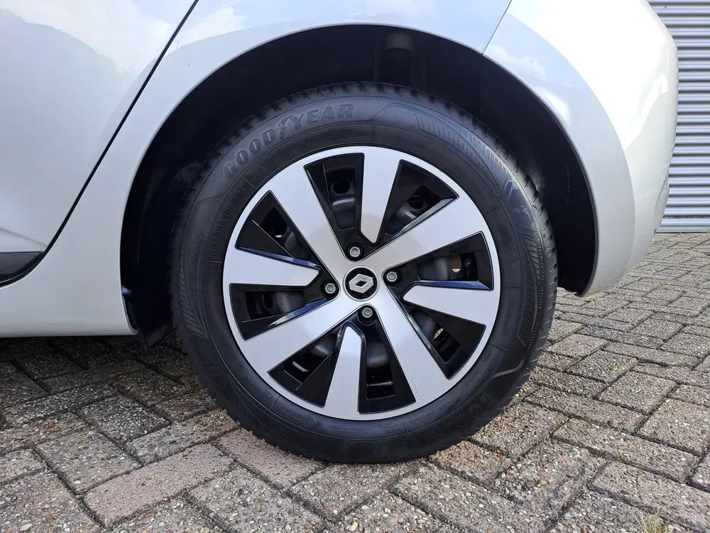 Renault Clio 1.0 TCe 90 Equilibre uit 2023, foto 8