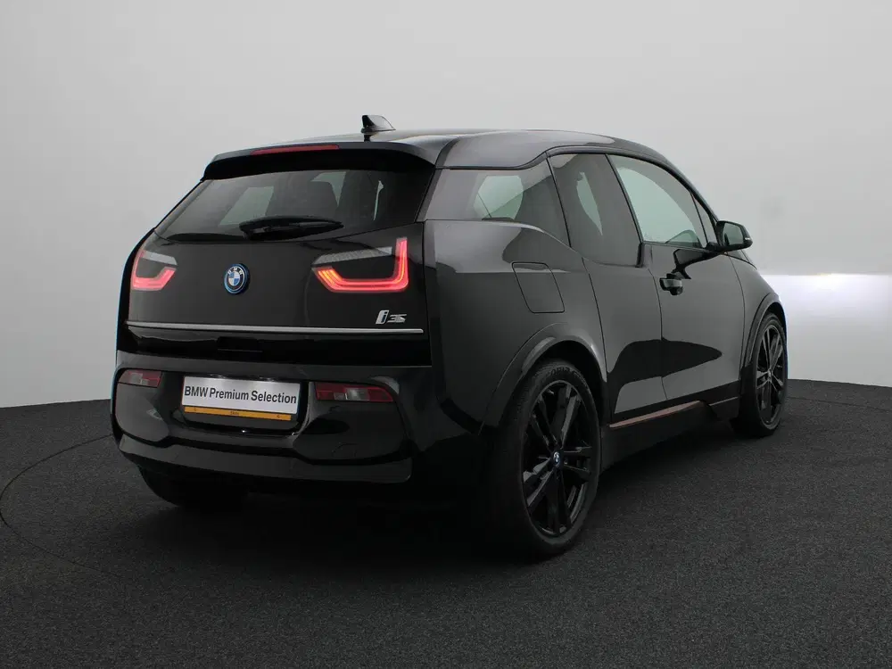BMW i3 S RoadStyle Edition uit 2020, foto 2