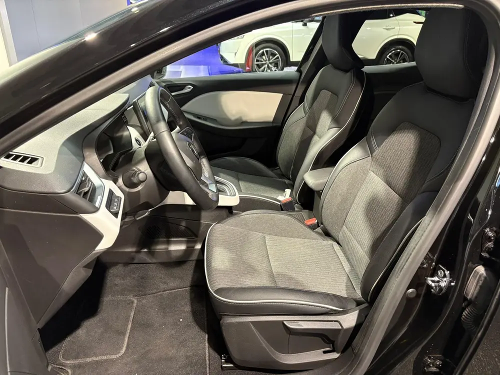 Renault Clio 1.6 E-Tech Hybrid 145 Techno uit 2022, foto 5