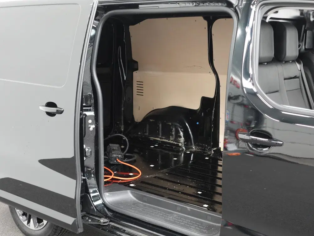Opel Vivaro 75kWh L2H1 Innovation Automaat Cruise Cont uit 2022, foto 9