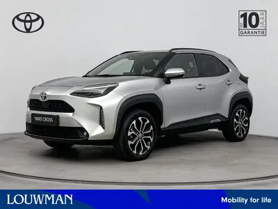 Toyota Yaris Cross 1.5 Hybrid Dynamic AWD uit 2024