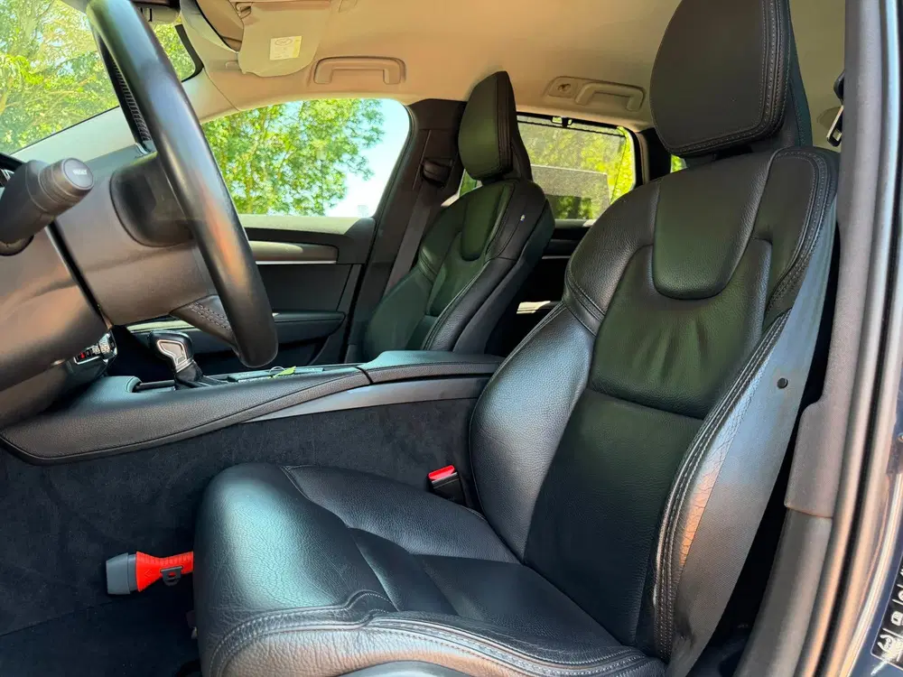 Volvo V90 2.0 T5 AWD PRO 250PK uit 2020, foto 13