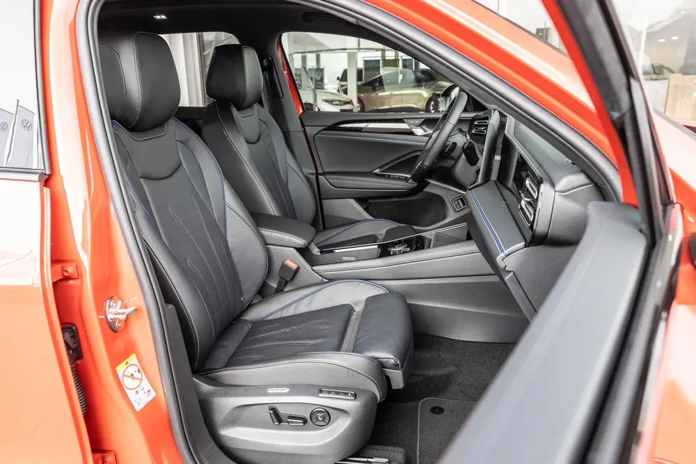 Volkswagen Tiguan 1.5 eHybrid 204pk R-Line Edition | Panoram uit 2026, foto 13