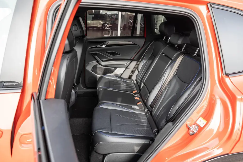 Volkswagen Tiguan 1.5 eHybrid 204pk R-Line Edition | Panoram uit 2026, foto 20
