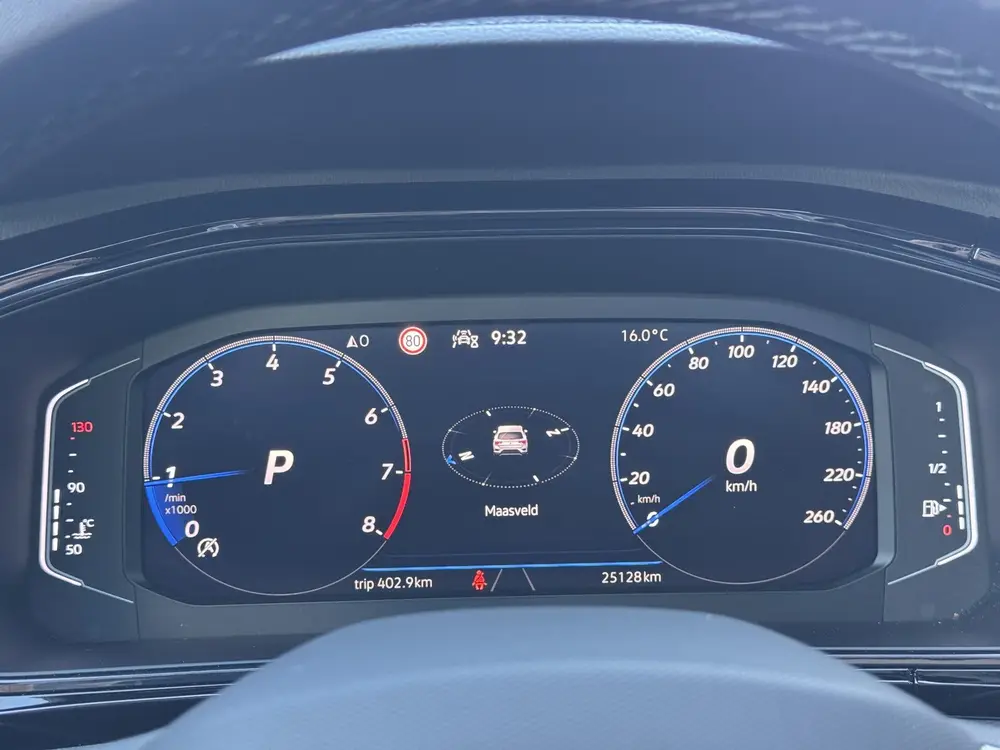 Volkswagen T-Roc 1.5 TSI R-Line | Keyless | Camera | Black S uit 2023, foto 20