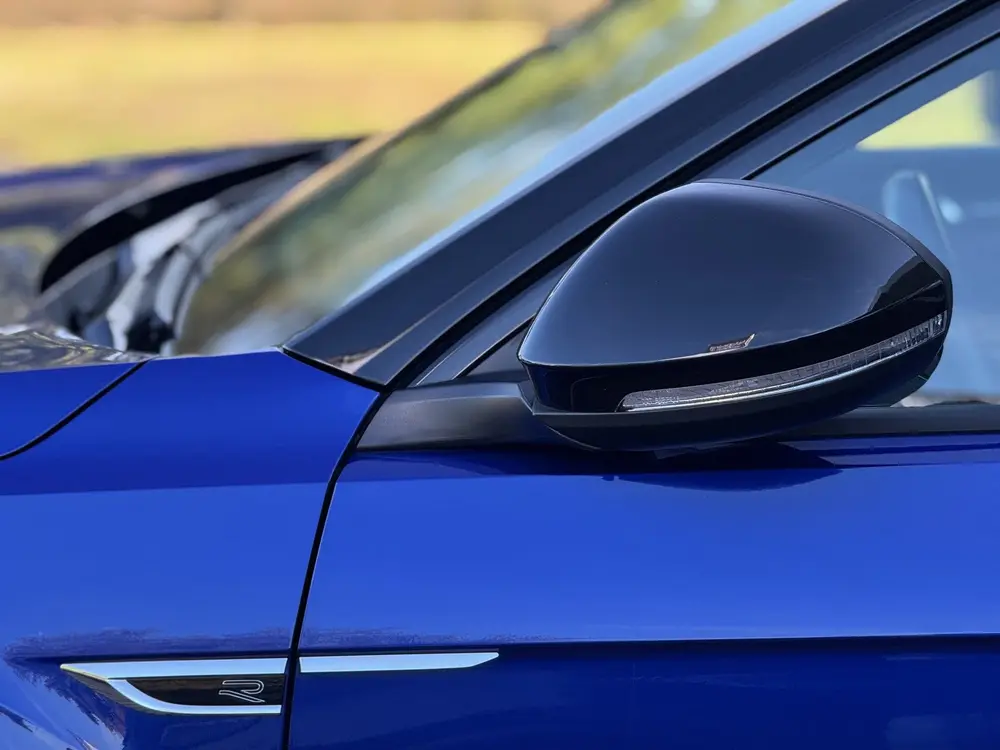 Volkswagen T-Roc 1.5 TSI R-Line | Keyless | Camera | Black S uit 2023, foto 6