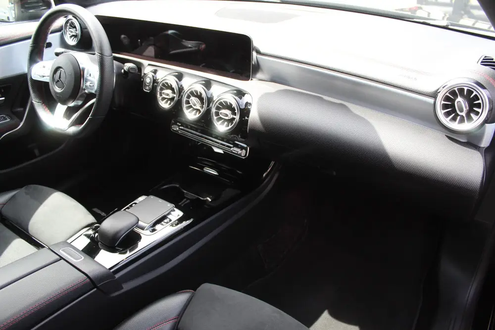 Mercedes-Benz CLA 180 AMG Orig. Ned uit 2019, foto 2