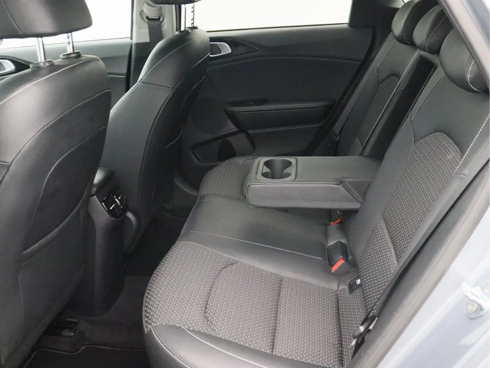 Kia Ceed 1.5 T-GDi DynamicPlusLine uit 2021, foto 11