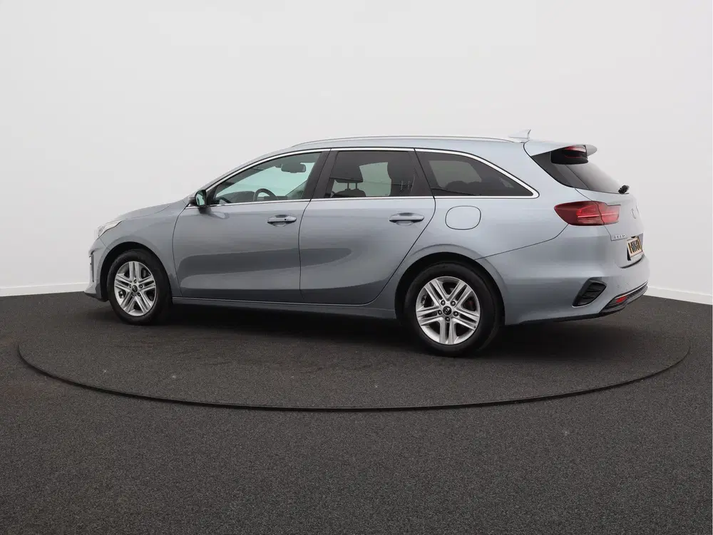 Kia Ceed 1.5 T-GDi DynamicPlusLine uit 2021, foto 12