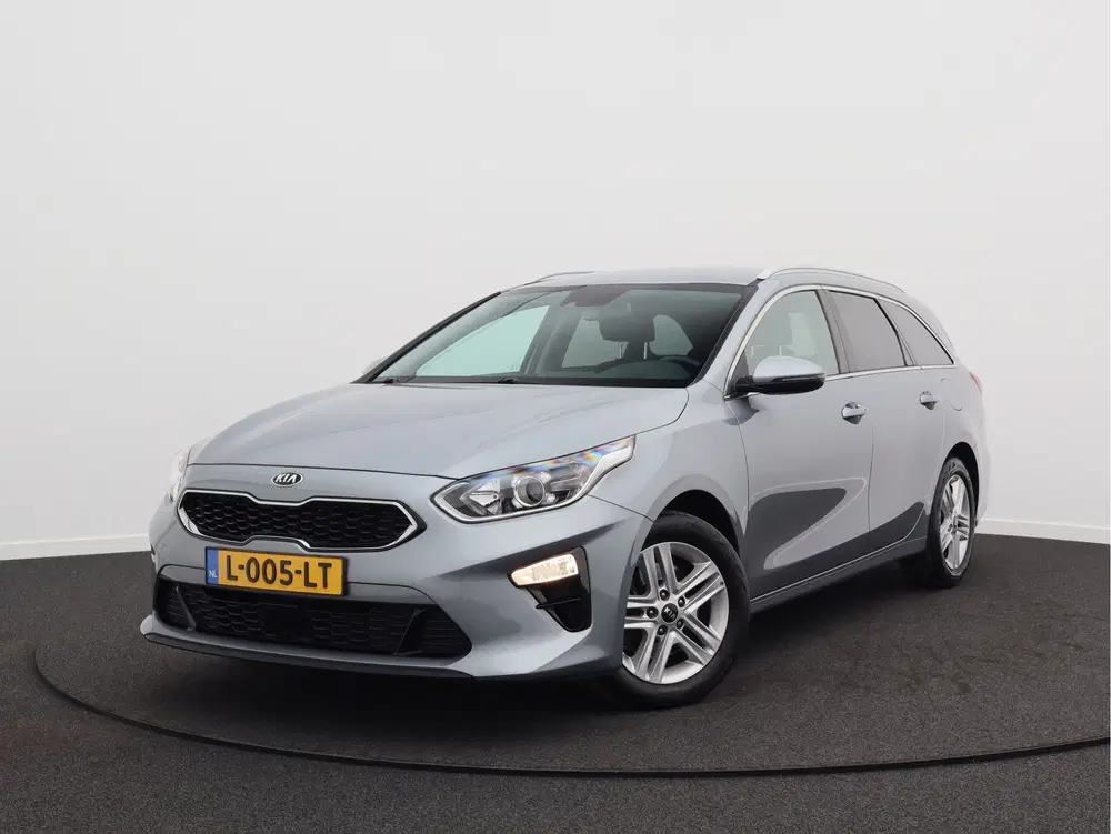 Kia Ceed 1.5 T-GDi DynamicPlusLine uit 2021, foto 4