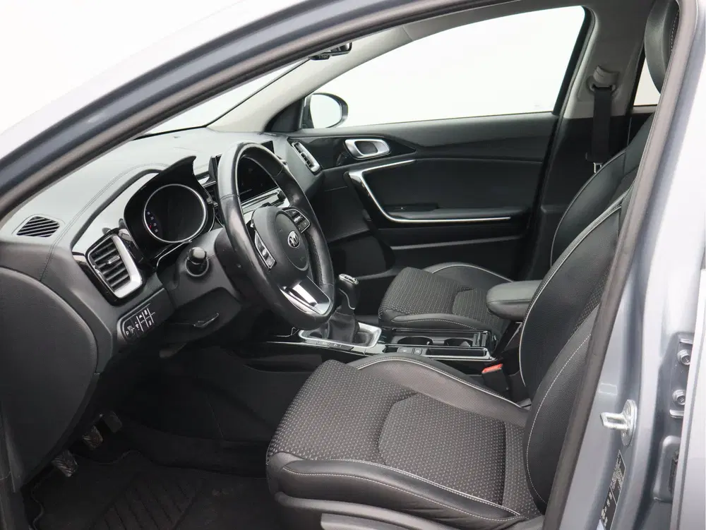 Kia Ceed 1.5 T-GDi DynamicPlusLine uit 2021, foto 5