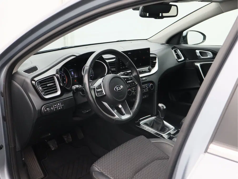 Kia Ceed 1.5 T-GDi DynamicPlusLine uit 2021, foto 7