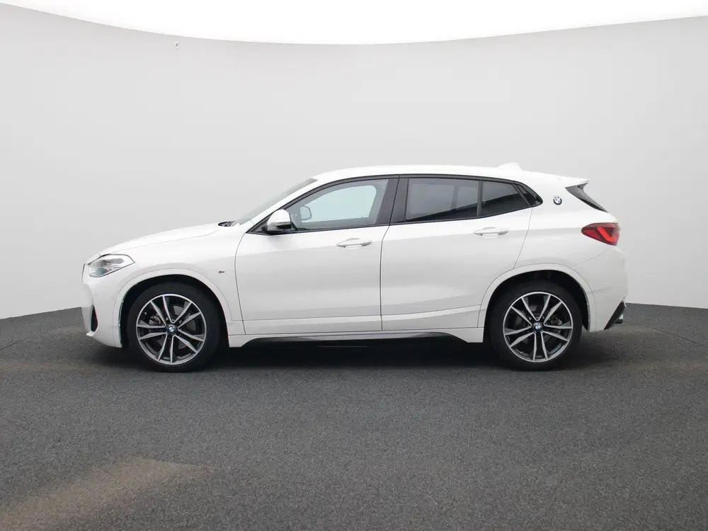 BMW X2 sDrive20i Executive Edition uit 2021, foto 4