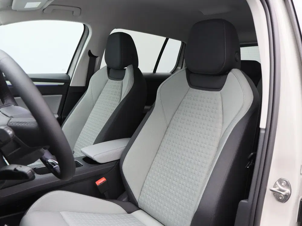 Skoda Epiq Hero 55 uit 2026, foto 19