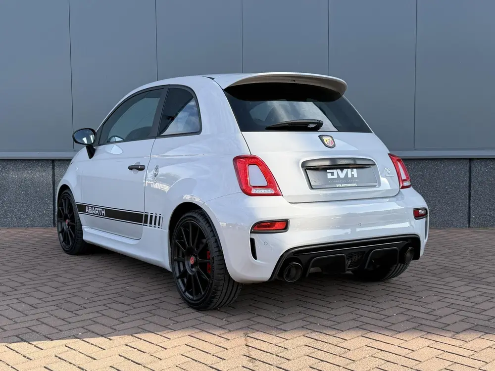 Abarth 595 1.4 T-Jet Esseesse 70th Anniversary BEATS | AKRA uit 2020, foto 4