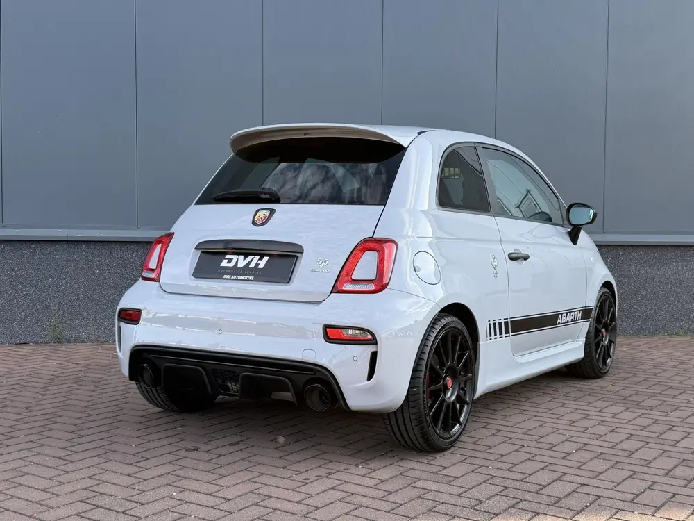 Abarth 595 1.4 T-Jet Esseesse 70th Anniversary BEATS | AKRA uit 2020, foto 6