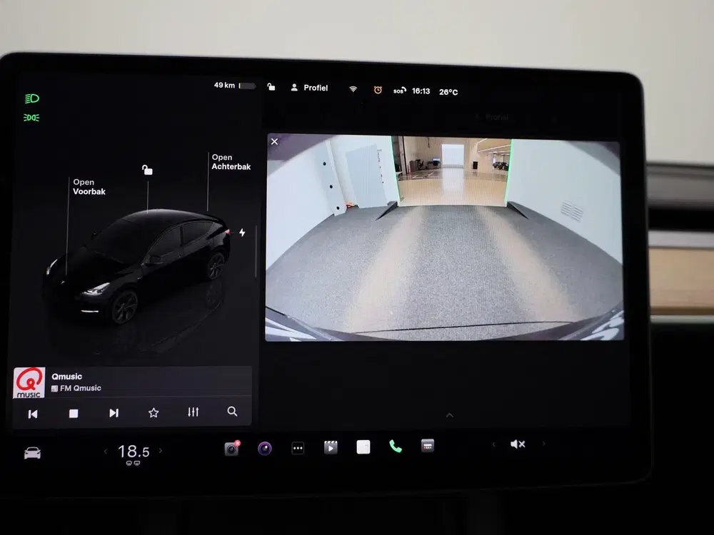 Tesla Model Y Long Range AWD 75 kWh uit 2023, foto 19