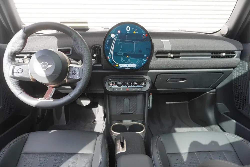 Mini John Cooper Works Cooper C uit 2026, foto 9