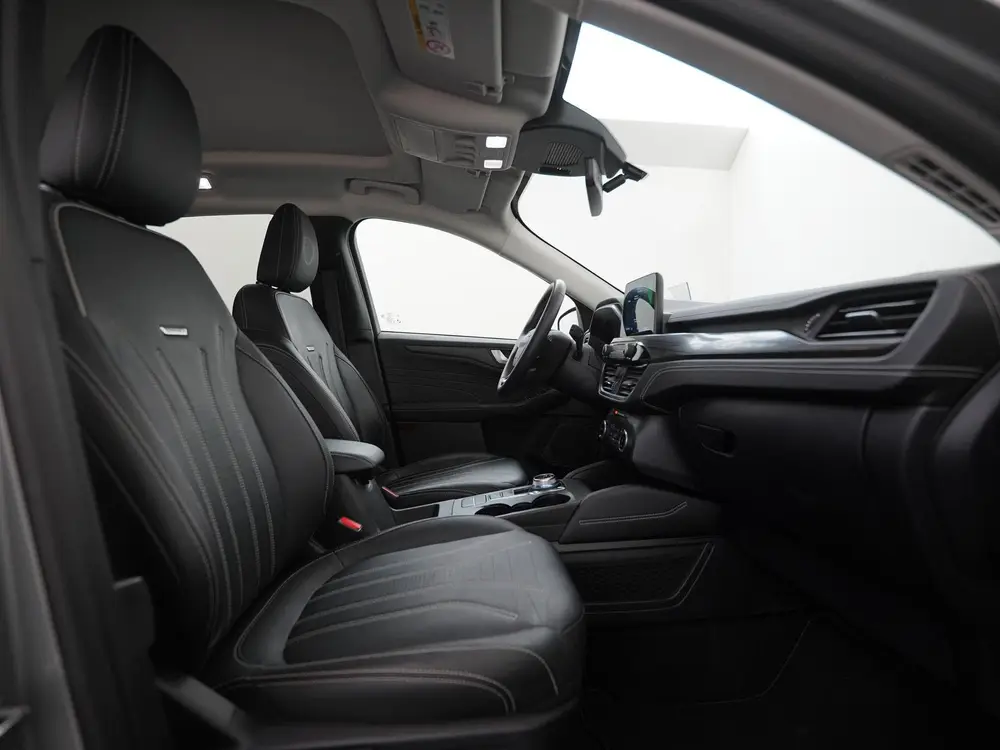 Ford Kuga 2.5 PHEV Vignale uit 2023, foto 3
