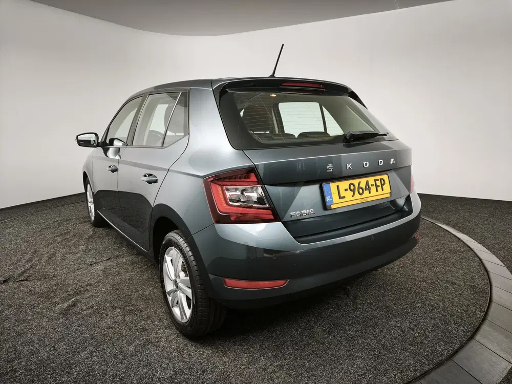 Skoda Fabia 1.0 TSI Ambition uit 2021, foto 6