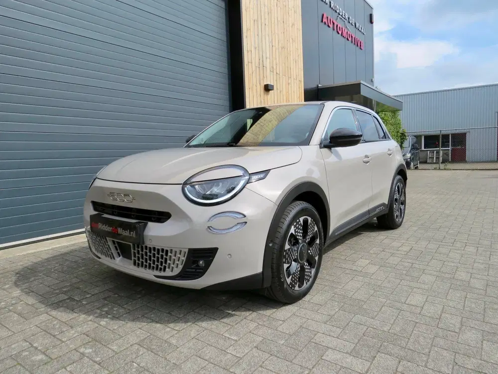 Fiat 600e La Prima 54 kWh *Full option *Leder *Stoel uit 2024, foto 9