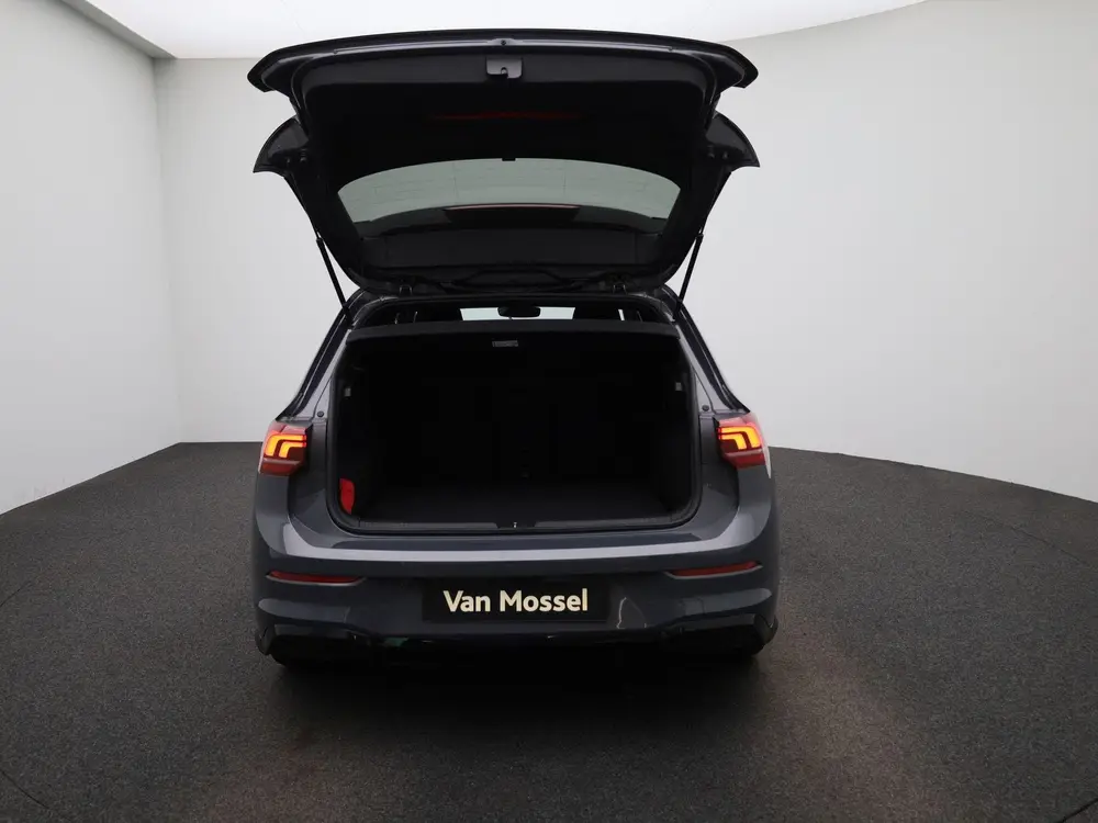 Volkswagen Golf 1.5 eTSI R-Line Edition | AUTOMAAT | ACHTERU uit 2025, foto 11