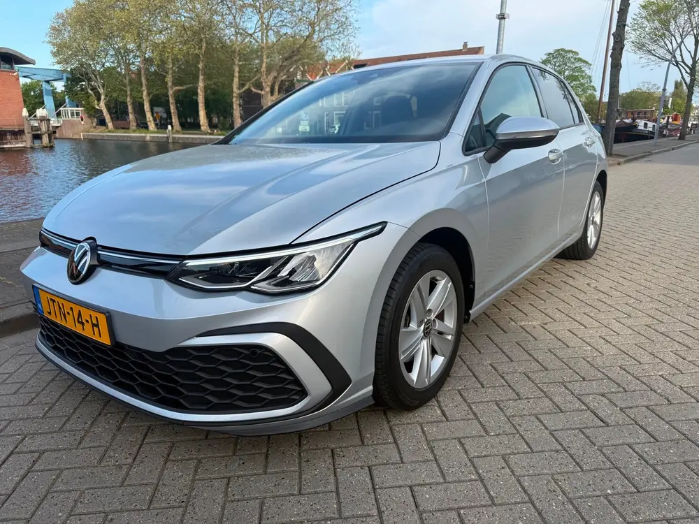 Volkswagen Golf 1.5 eTSI Business_150 PK_CAMERA_CarPLAY_NETT uit 2023, foto 16