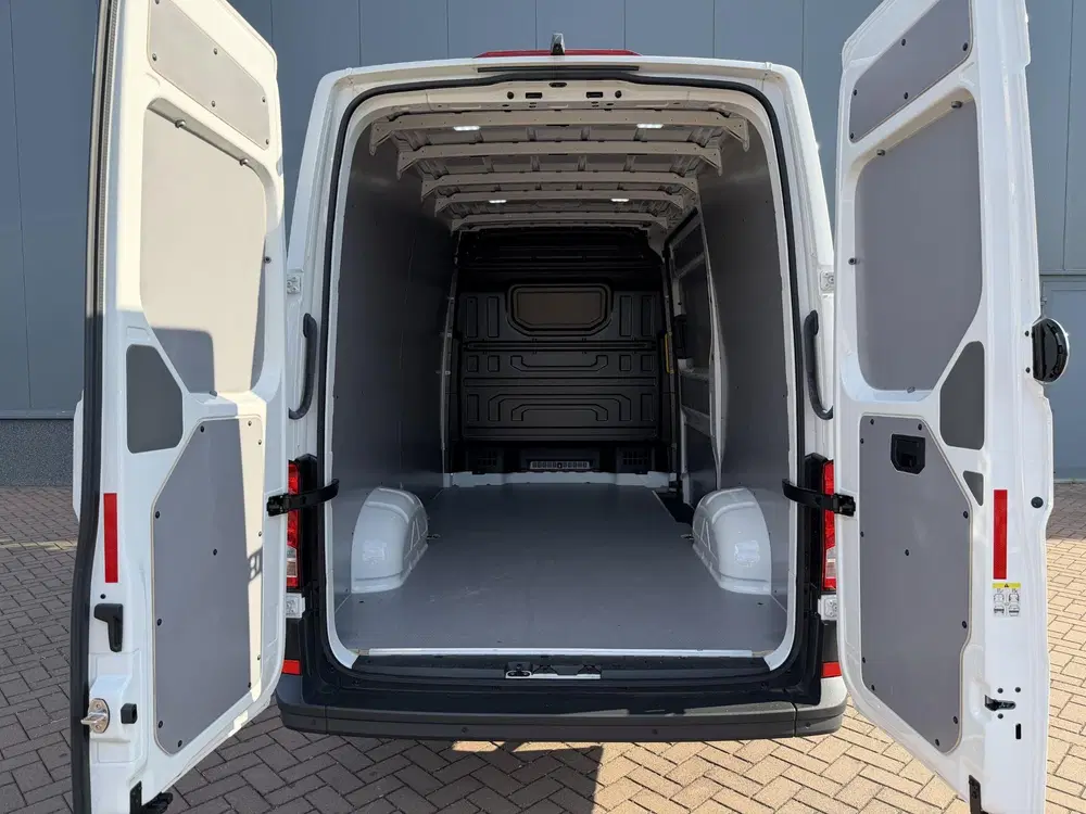 Volkswagen Crafter 30 2.0 TDI L3H3 Highline BPM VRIJ uit 2024, foto 9