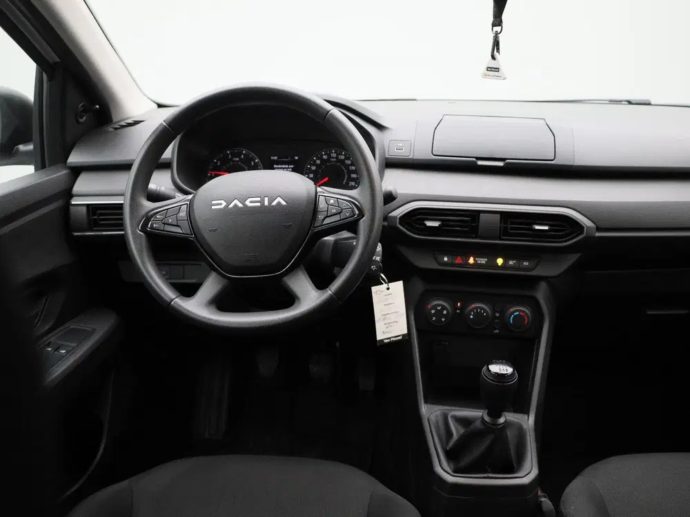 Dacia Jogger 1.0 TCe 100 ECO-G Essential 5p. uit 2023, foto 10