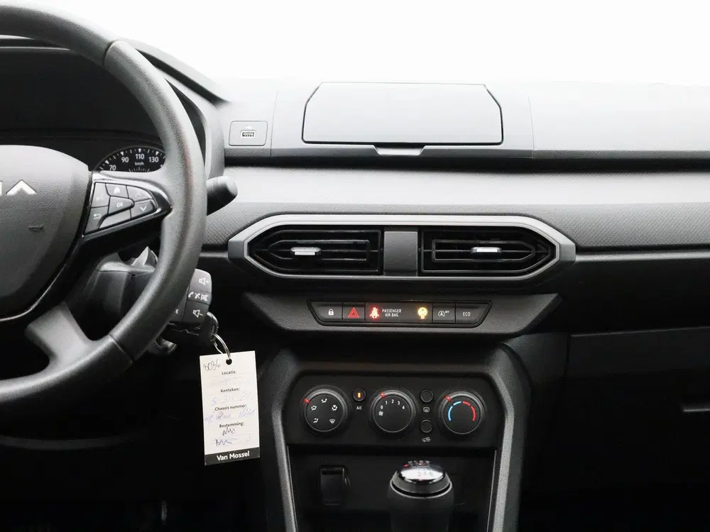 Dacia Jogger 1.0 TCe 100 ECO-G Essential 5p. uit 2023, foto 12