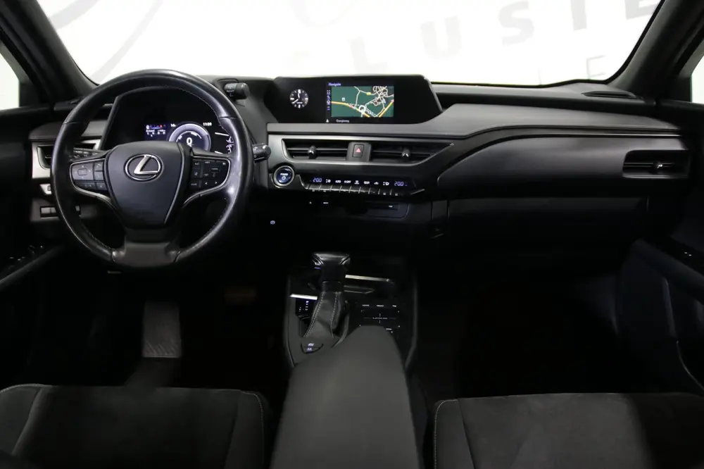 Lexus UX 250h AWD Executive Line uit 2020, foto 8