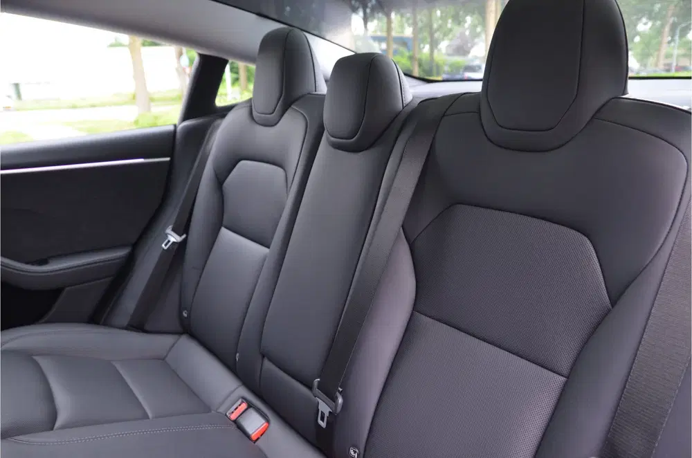 Tesla Model 3 Premium Long Range AWD 78 kWh Premium High uit 2024, foto 15