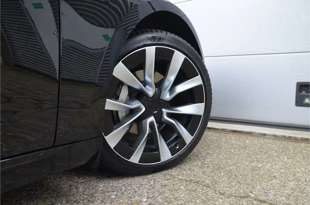 Tesla Model 3 Premium Long Range AWD 78 kWh Premium High uit 2024, foto 6