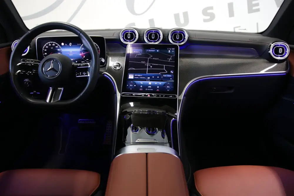 Mercedes-Benz GLC 200 4MATIC AMG Line uit 2023, foto 9