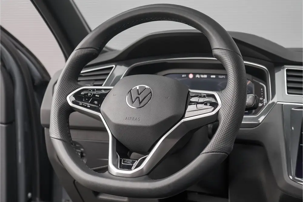 Volkswagen Tiguan 1.4 TSI eHybrid R-Line Business+ Black Pac uit 2021, foto 20