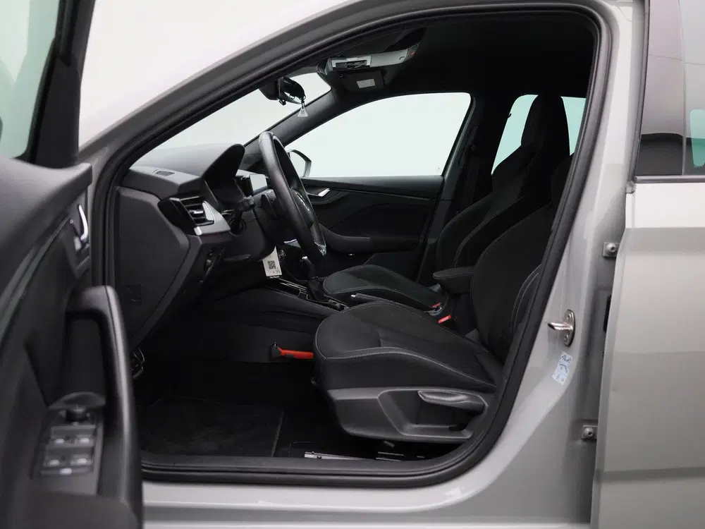 Skoda Kamiq 1.0 TSI Sport Business uit 2021, foto 9