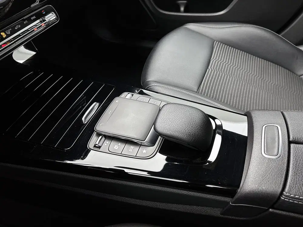 Mercedes-Benz CLA Klasse 180 Luxury Line uit 2022, foto 11