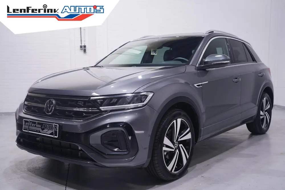 Volkswagen T-Roc 1.5 TSI R-Line Apple Carplay Panodak Achter uit 2025