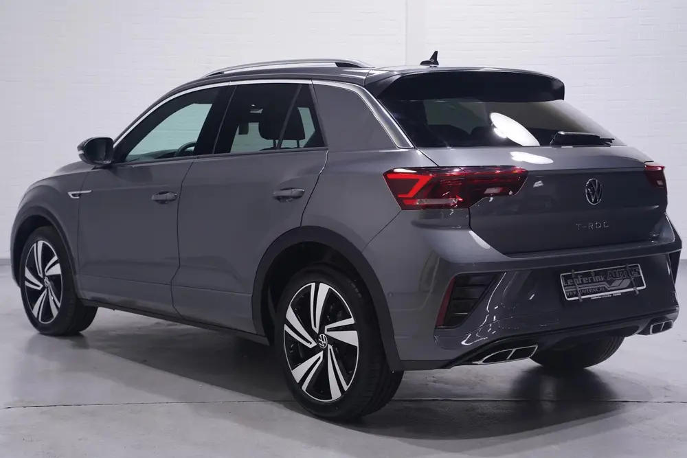Volkswagen T-Roc 1.5 TSI R-Line Apple Carplay Panodak Achter uit 2025, foto 12